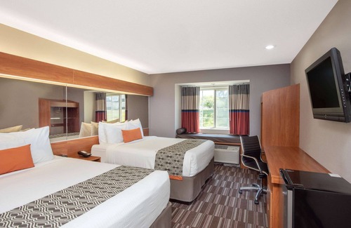 Springfield Hotel | Microtel Inn & Suites by Wyndham Springfield