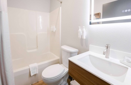 Springville Hotel | Microtel Inn & Suites by Wyndham Springville