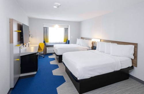 Springville Hotel | Microtel Inn & Suites by Wyndham Springville