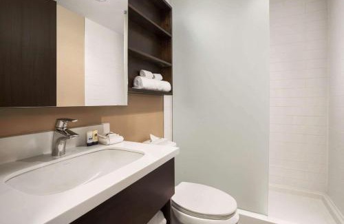 Blackfalds Hotel | Microtel Inn & Suites by Wyndham Blackfalds