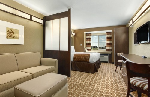 Dickinson Hotel | Microtel Inn & Suites by Wyndham Dickinson
