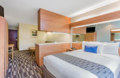 Kipling Hotel | Microtel Inn & Suites by Wyndham Lillington/Campbell University