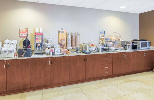 Mansfield Hotel | Microtel Inn & Suites by Wyndham Mansfield