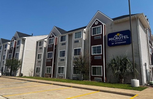 Nassau Bay Hotel | Microtel Inn & Suites by Wyndham Houston/Webster/Nasa/Clearlake