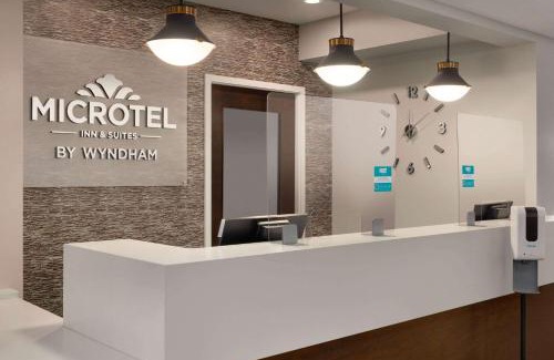 Estevan Hotel | Microtel Inn & Suites by Wyndham Estevan