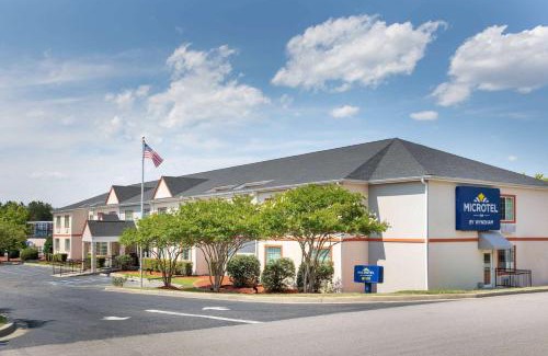 Dentsville Hotel | Microtel Inn & Suites by Wyndham Columbia Fort Jackson N