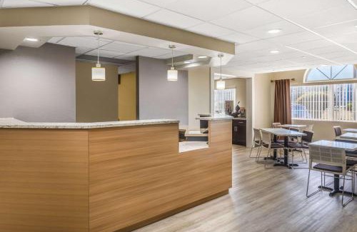 Florence Hotel | Microtel Inn & Suites by Wyndham Florence