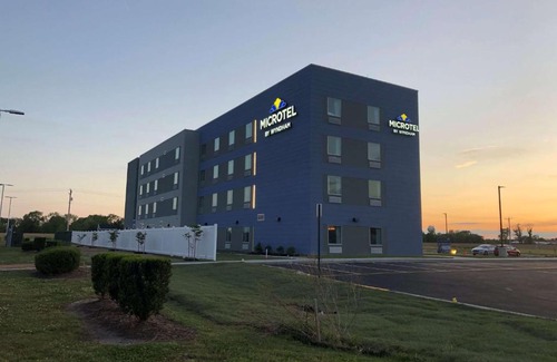 Milford Hotel | Microtel Inn & Suites by Wyndham Milford