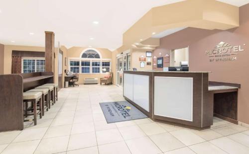 Sidney Hotel | Microtel Inn & Suites By Wyndham