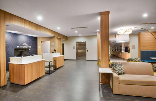 Warsaw Hotel | Microtel Inn & Suites by Wyndham Warsaw
