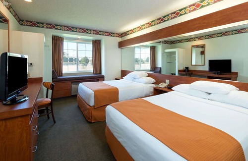 Pueblo Hotel | Microtel Inn & Suites by Wyndham Pueblo