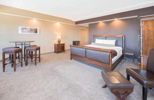 Quincy Hotel | Microtel Inn & Suites by Wyndham Quincy Downtown - River Area