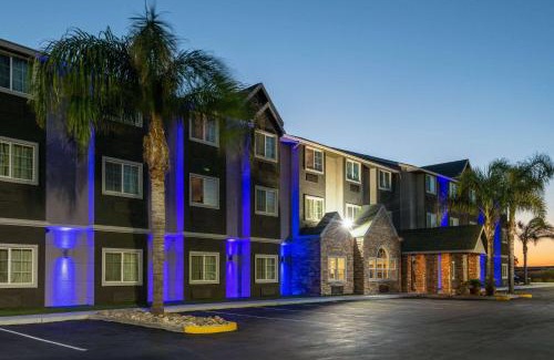 Tracy Hotel | Microtel Inn & Suites by Wyndham Tracy
