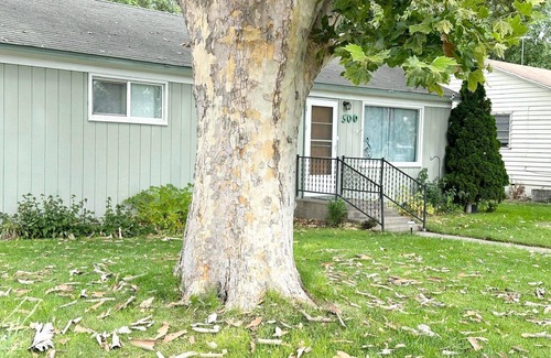 Mountain Home House | MicStay.Music House.Sleeps 9+.Private hot tub.Family Fun