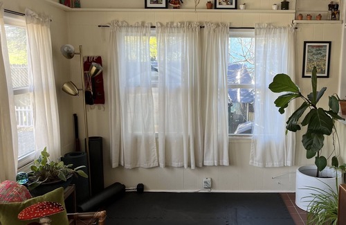 Olde Town Augusta House | Mid Century Bungalow in Old Town - walk to Downtown Augusta!