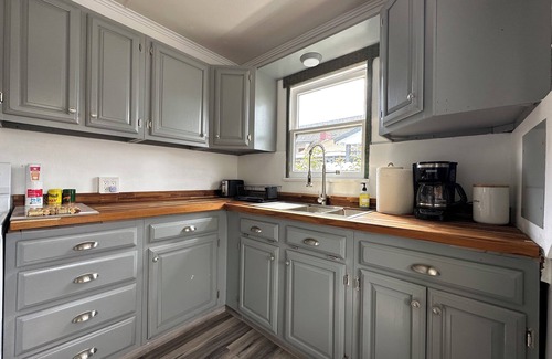 Solvang House | Mid-Century Game Room Family Home Retreat 3 bed/2 bath