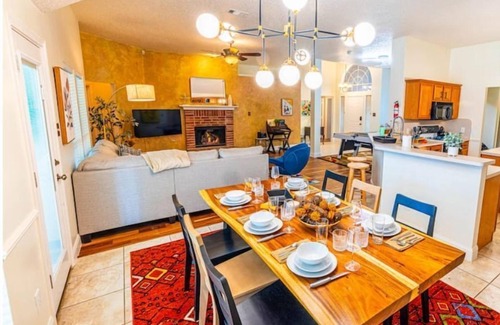 Elmo House | Mid-Century Gem by the Lake /5 Minutes to Rockwall Harbor
