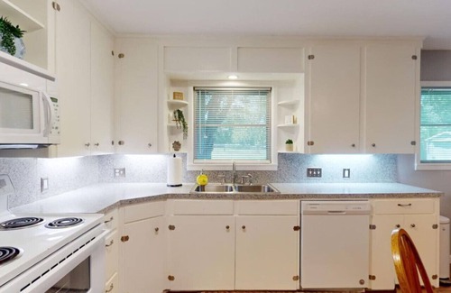 Navasota House | Mid-Century Home-Clean-Remodeled