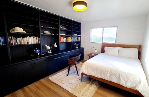 Westward Look Terrace House | Mid-Century Home in Foothills with Pool