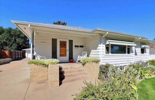 Greeley Apartment | Mid Century Manor - Downstairs Unit