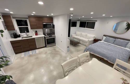 Capistrano Beach Apartment | Mid-Century Meets the Beach