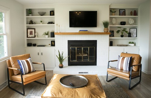 Norfolk House | Mid Century Mid Town, a unique stay with modern amenities Pet-Friendly!