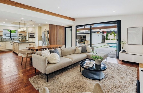 Harbor Villa | Mid Century Modern Beach Villa with Pool - Close to beaches, parks, Disneyland