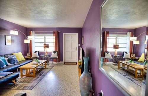 Ridge Wood Heights House | Mid-Century Modern BBQ & Beach Siesta Key