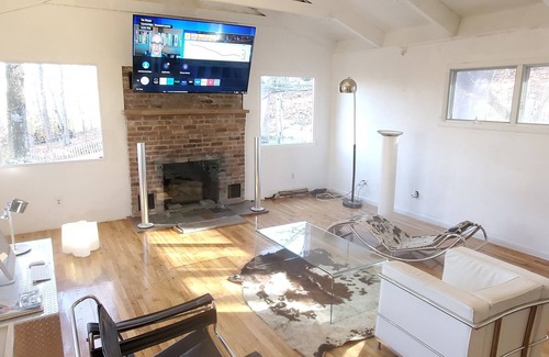 Warwick House | Mid-century modern designer furniture three stories 25 acres