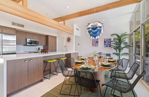 Palm Desert House | Mid Century Modern home -newly renovated with swim jet pool, spa on golf course!