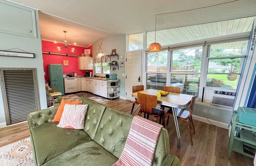 Vermilion House | Mid-Century Modern Themed Surf House