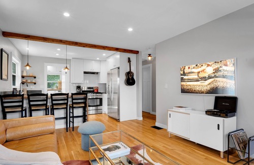 Eagle Rock House | Mid-Century Modern Craftsman Hillside Home
