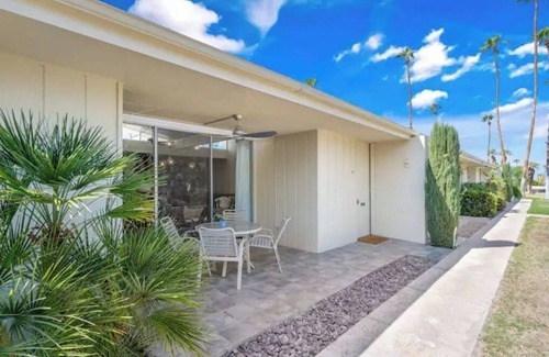Palm Desert House | Mid Century Modern Palm Desert - Close to El Paseo