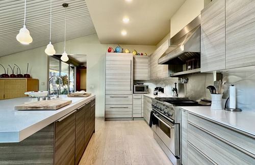 St. Helena House | Mid-Century Modern Wine Country