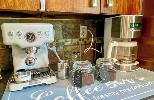 Eastside House | Mid-Century Prairie House by SU W/espresso/coffee bar, workspace & fast Wi-Fi