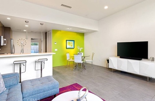 Palm Springs Condo | Mid Century Vibes close to Downtown Palm Springs