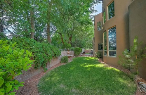 Albuquerque Villa | Mid-century villa in Albuquerque