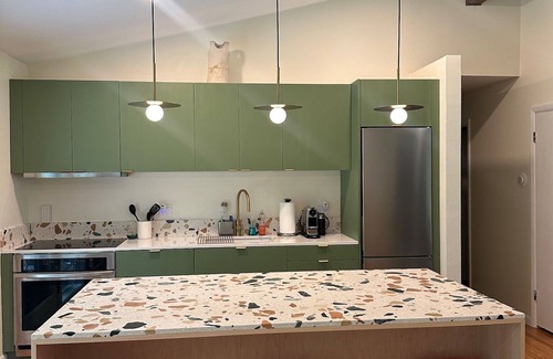 Woodstock House | Mid-Century Woodstock Retreat