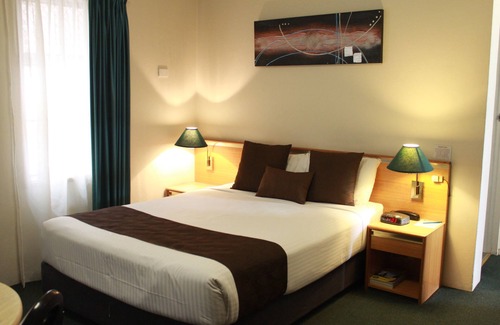 Singleton Hotel | Mid City Motor Inn