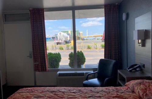 Bethany Hotel | Mid Continent Inn
