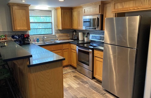 South Padre Island Condo | Mid-Island Cool & Cozy Condo with "Keyless" Entry & Free WiFi
