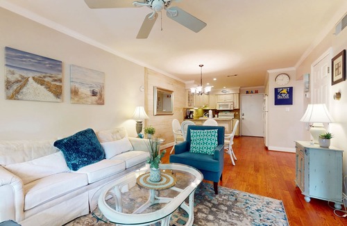 Folly Field Condo | Mid-Island Retreat | 2 Pools, Hot Tub, 10 Har-Tru Courts | 300 Yards to Beach
