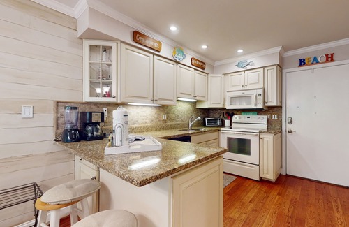 Folly Field Condo | Mid-Island Retreat | 2 Pools, Hot Tub, 10 Har-Tru Courts | 300 Yards to Beach