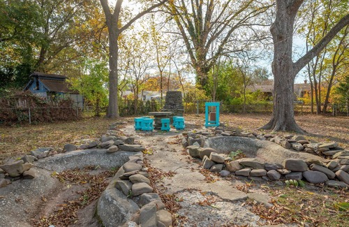 North Newport News House | Mid Peninsula - Easy access to everywhere you want to be!