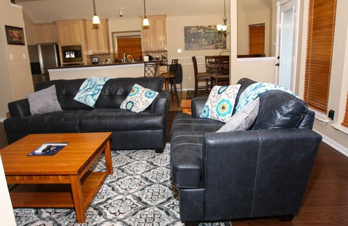 North Arlington House | Mid-Term Rental: Spacious Home, Fully Furnished-Relo, Corp travel, Ins Stays