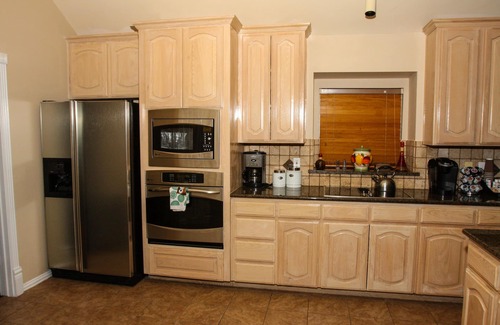 North Arlington House | Mid-Term Rental: Spacious Home, Fully Furnished-Relo, Corp travel, Ins Stays