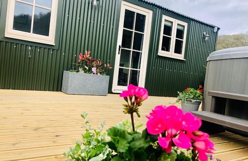 Abercegir Cabin | Mid Wales Luxury Huts