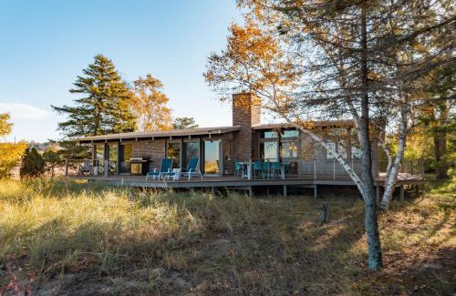 Northport House | Midcentury home, private beach. large great room