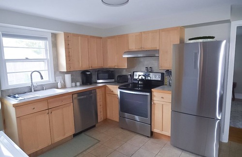 Yarmouth Apartment | Midcentury Modern 2 Bedroom Village Oasis