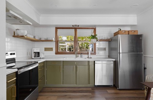 Rapid City House | Midcentury Modern Meets Boho 3 Bedroom/1 Bath in the middle of Rapid City.